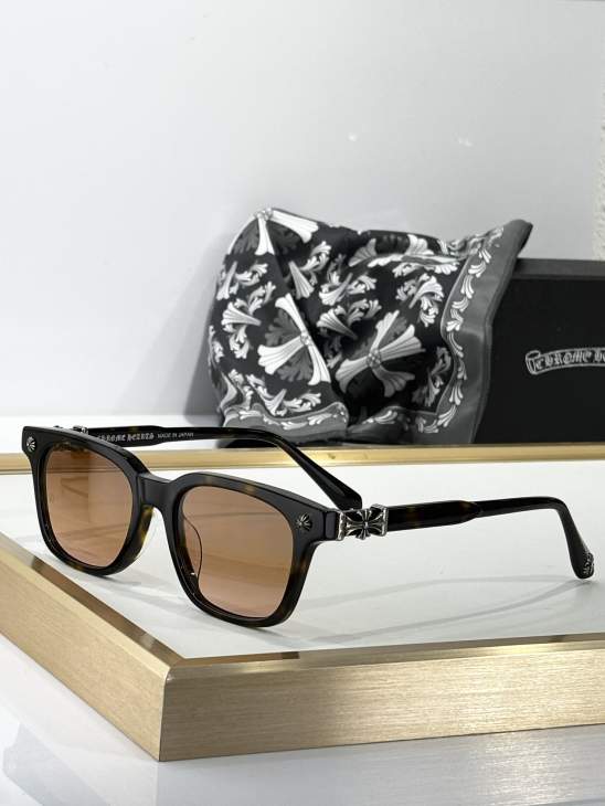 Picture of Chrome Hearts Sunglasses _SKUfw71074560fw